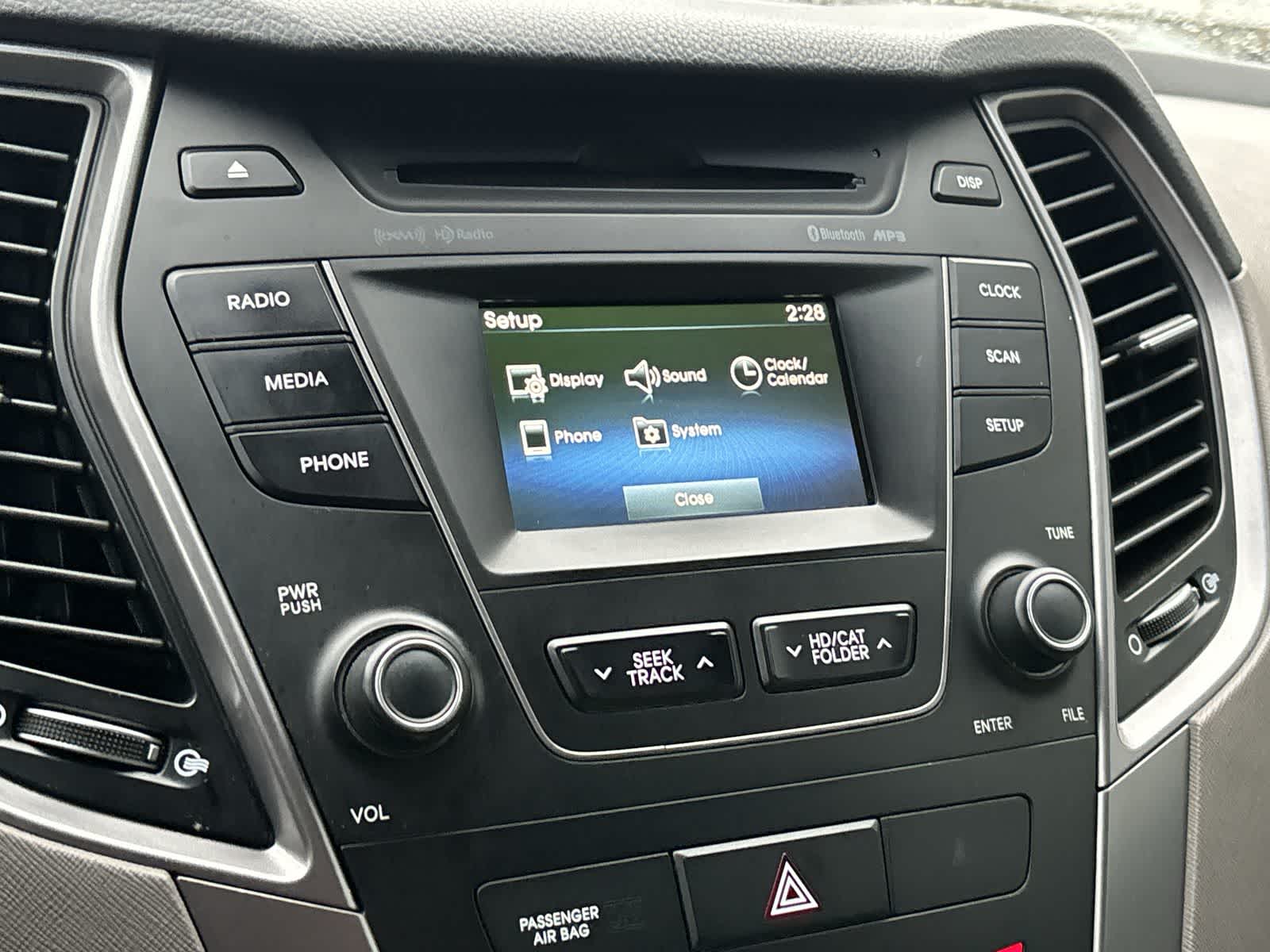 Thumbnail: 2015 Hyundai Santa Fe - 16