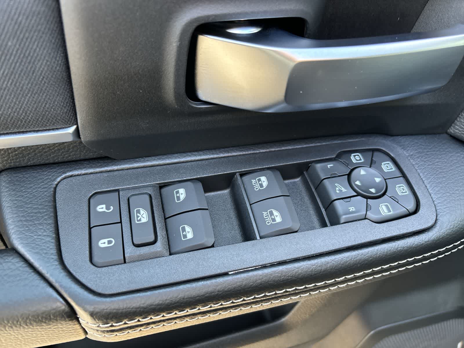 Thumbnail: 2026 RAM 2500 - 9