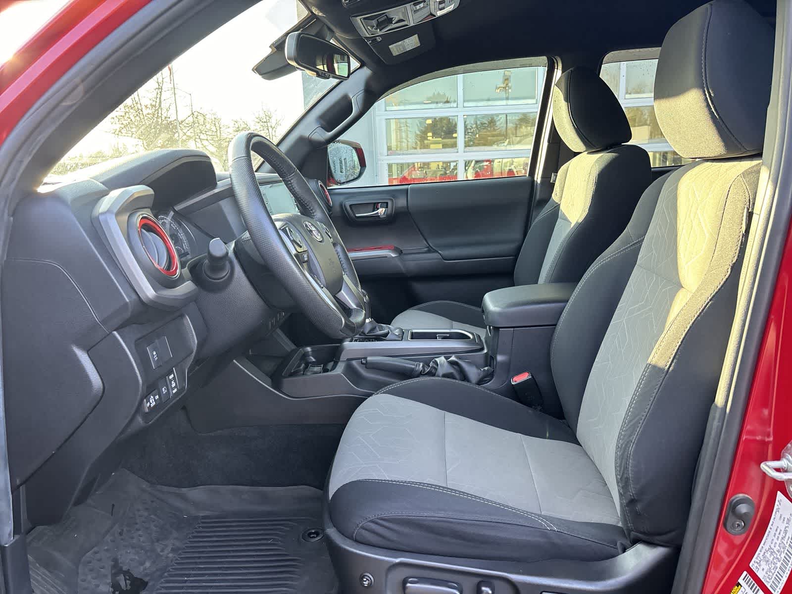 Thumbnail: 2021 Toyota Tacoma - 7