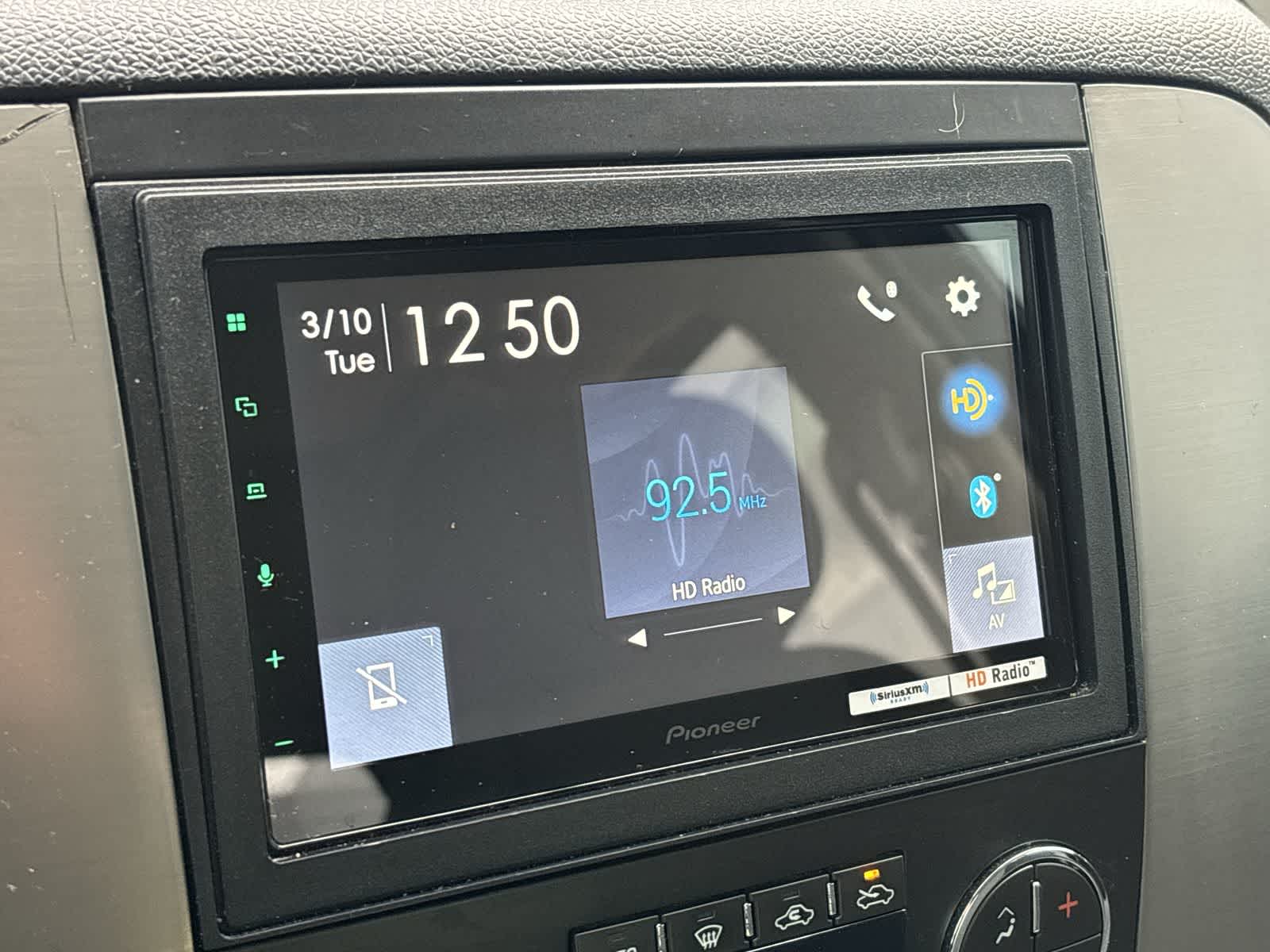 Thumbnail: 2013 GMC Sierra 1500 - 15