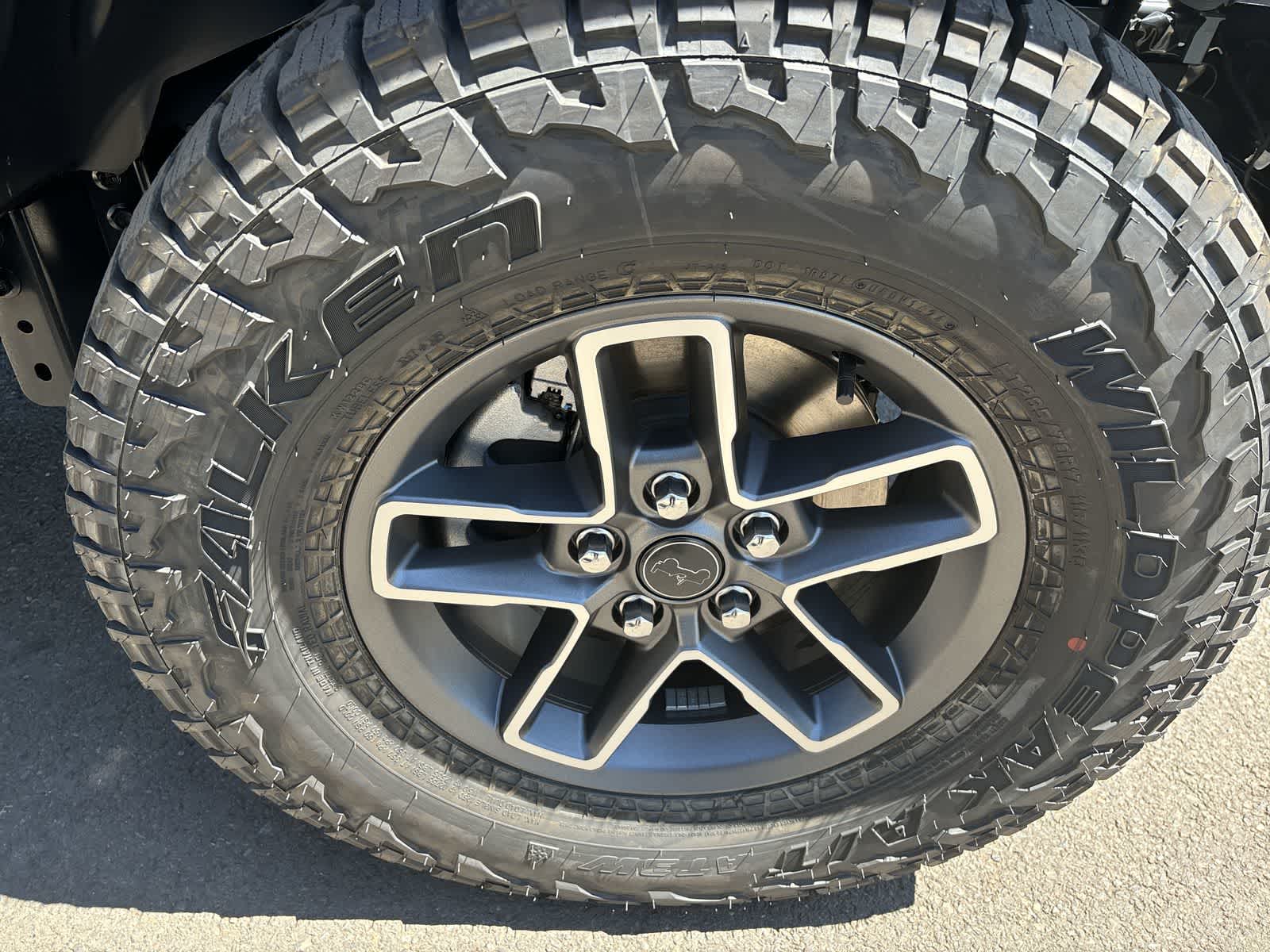 Thumbnail: 2025 Jeep Gladiator - 4