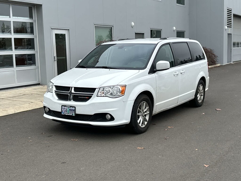 Used 2019 Dodge Grand Caravan SXT Van Passenger Van