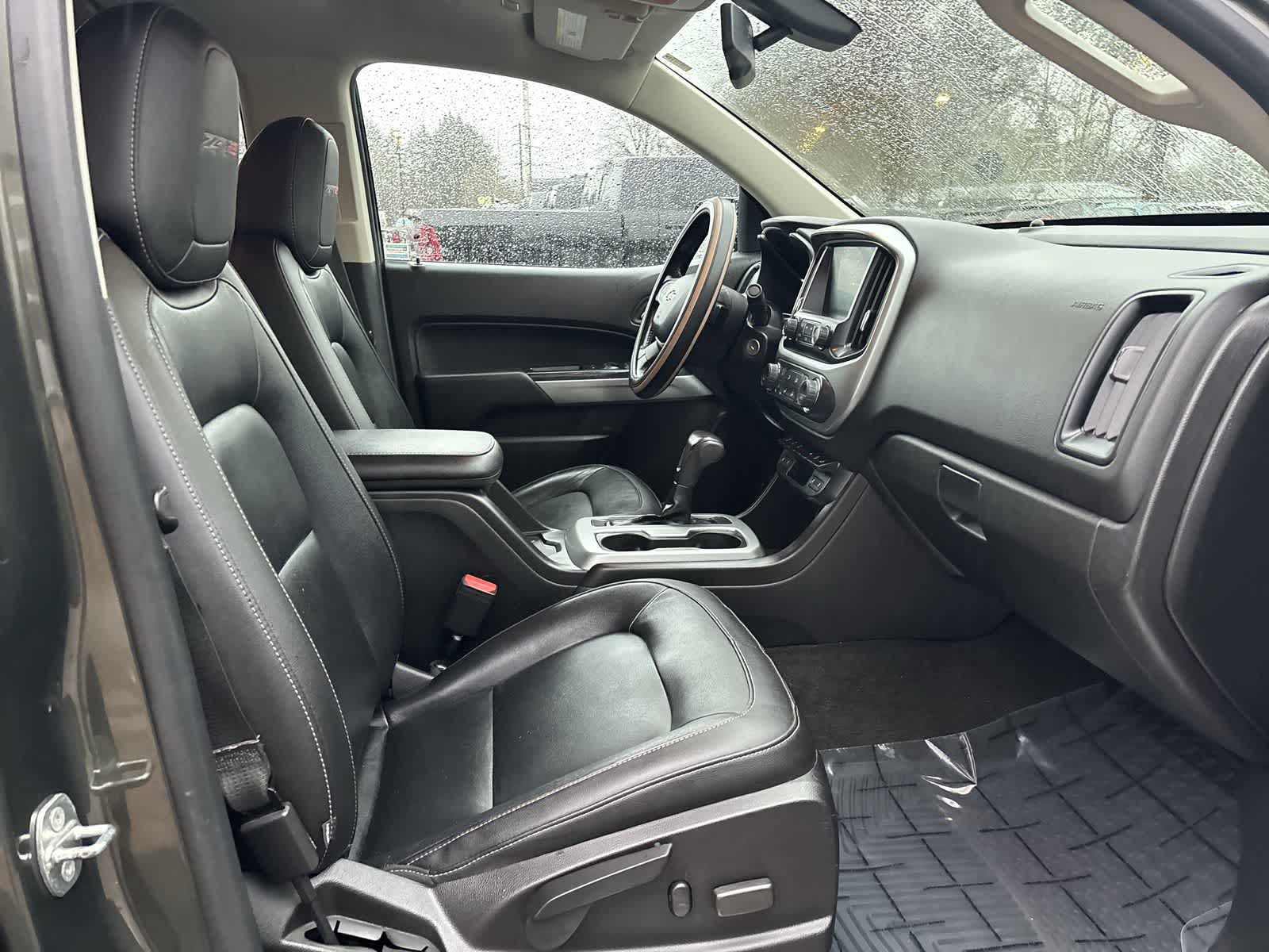 Thumbnail: 2017 Chevrolet Colorado - 5