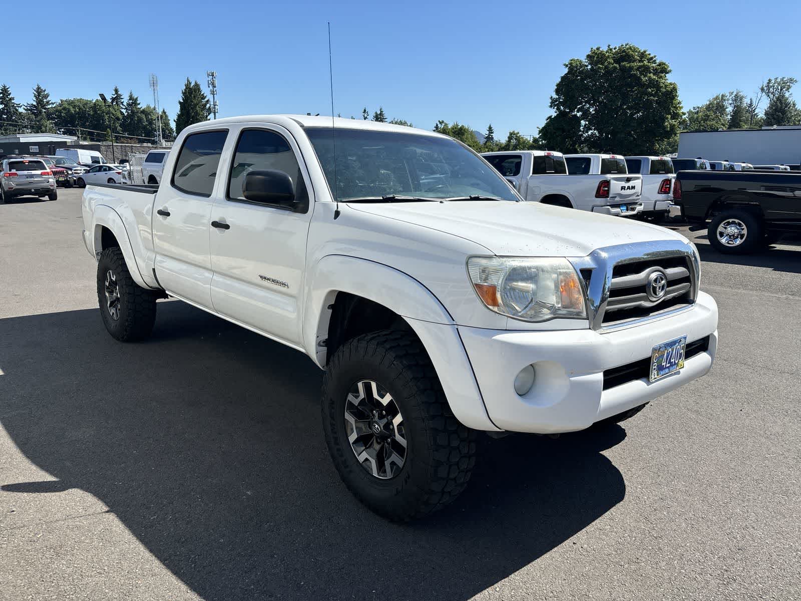 Thumbnail: 2009 Toyota Tacoma - 6