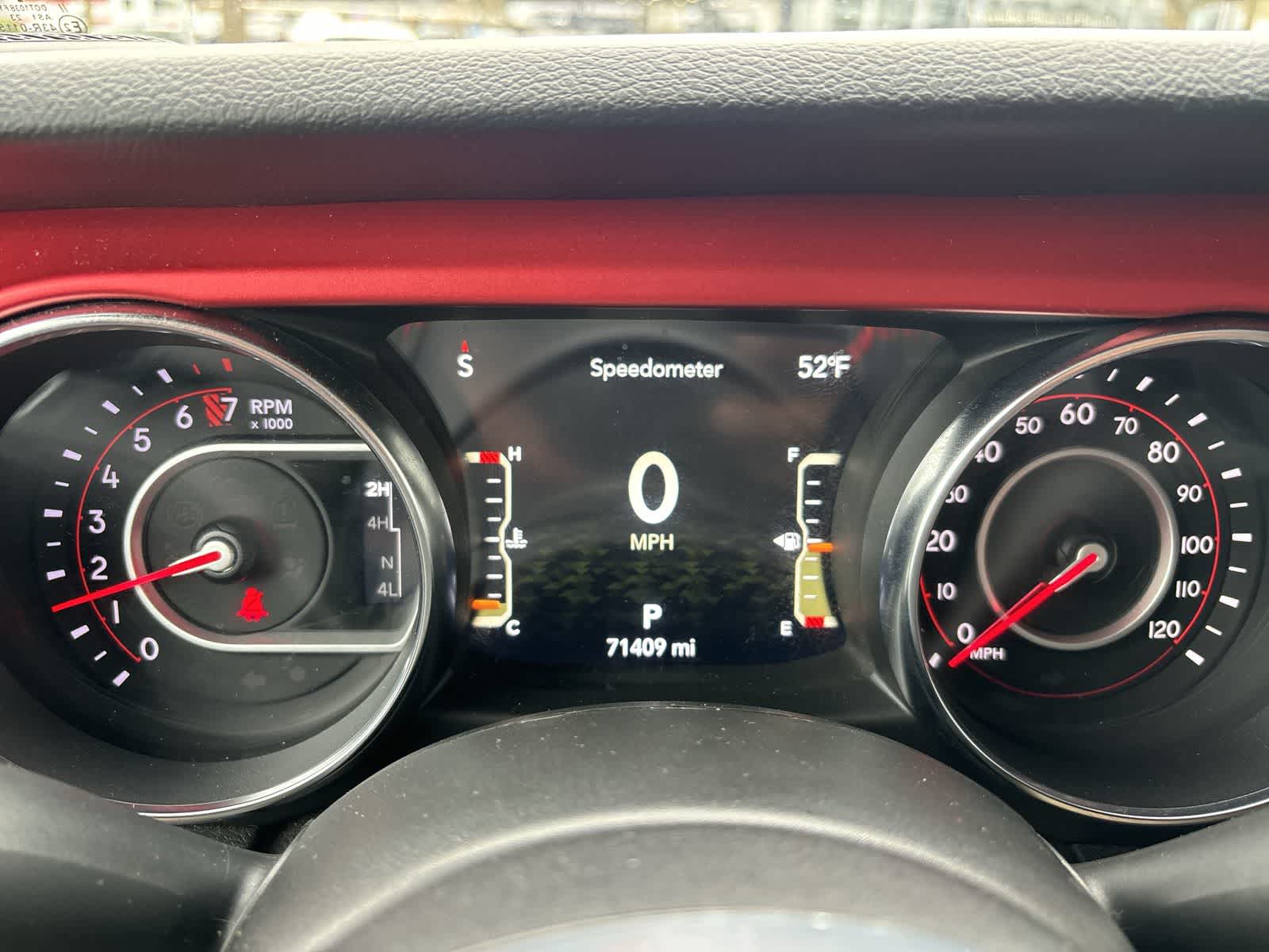 Thumbnail: 2021 Jeep Gladiator - 12