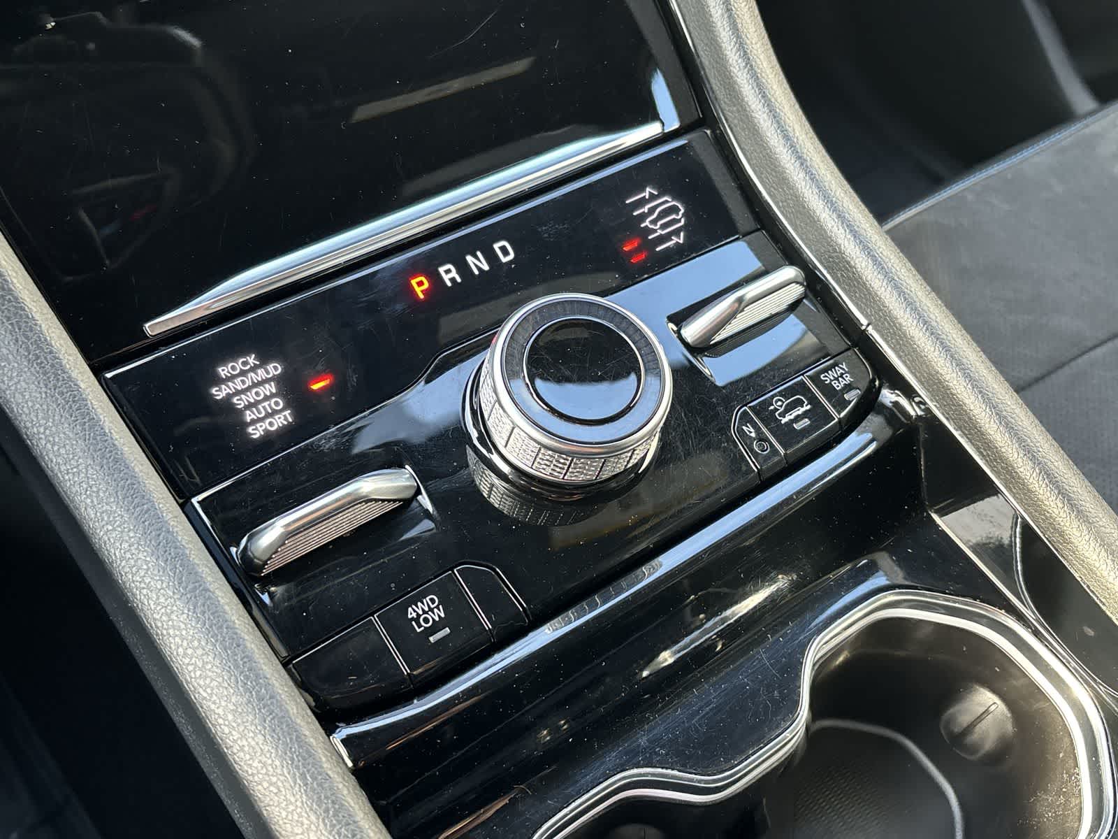 Thumbnail: 2022 Jeep Grand Cherokee - 29