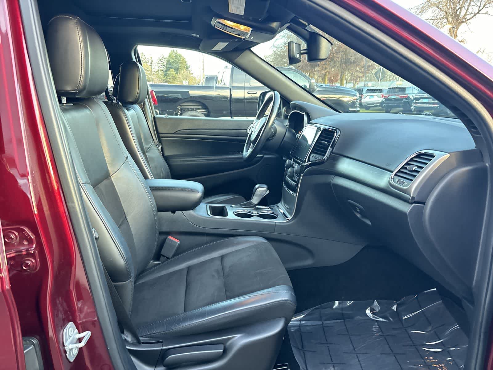 Thumbnail: 2019 Jeep Grand Cherokee - 4