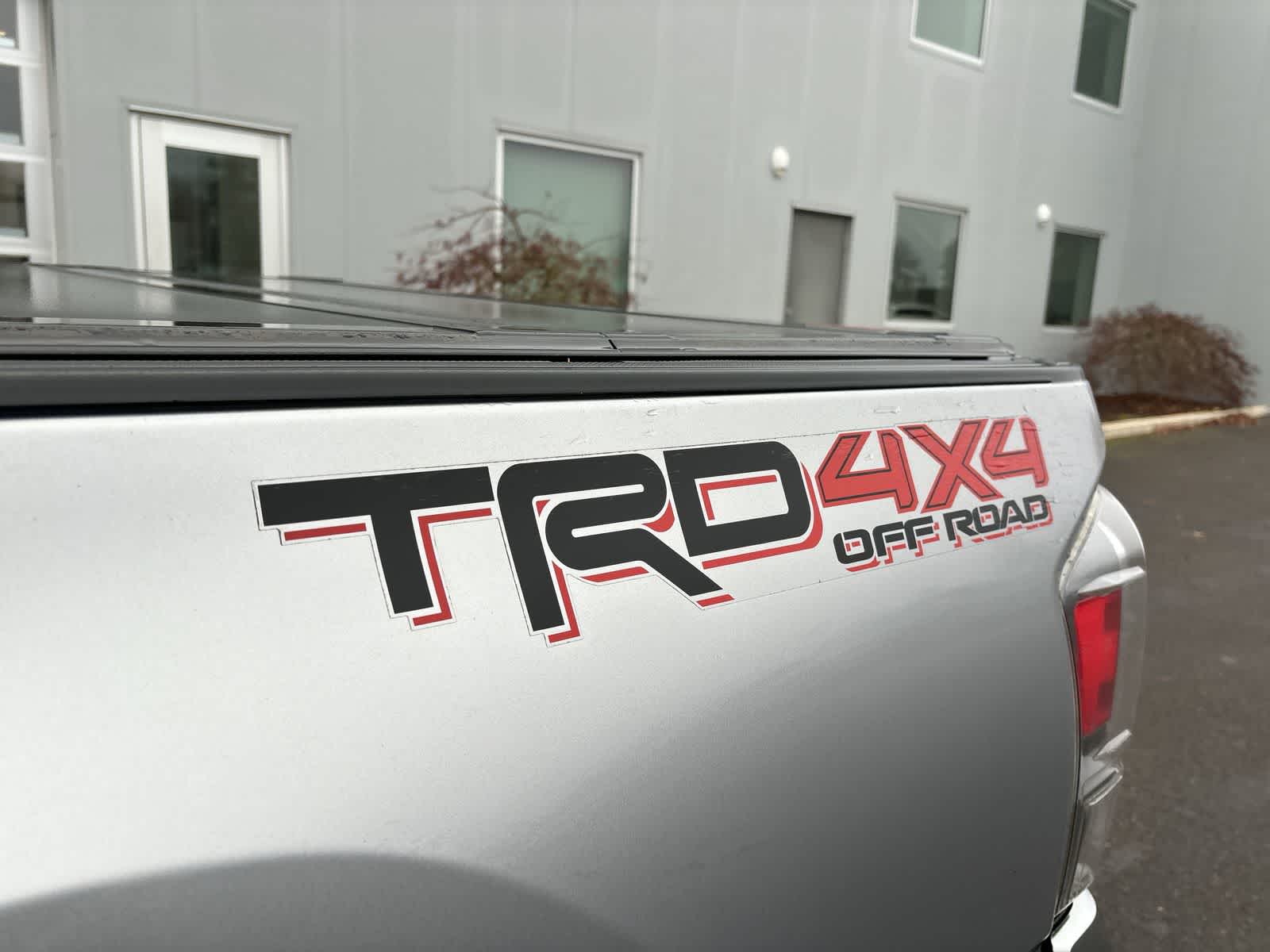 Thumbnail: 2021 Toyota Tacoma - 8