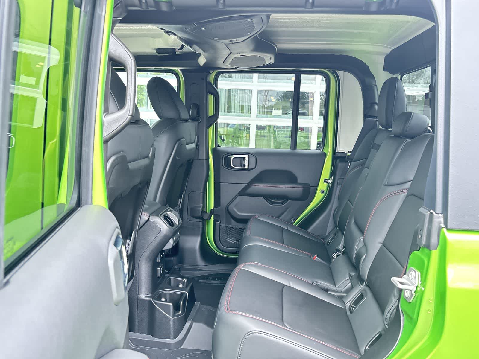 Thumbnail: 2025 Jeep Gladiator - 11