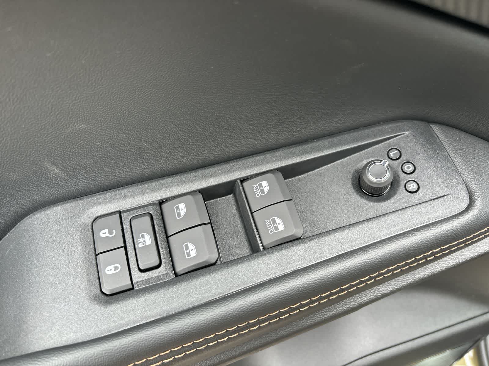 Thumbnail: 2026 Jeep Cherokee - 10