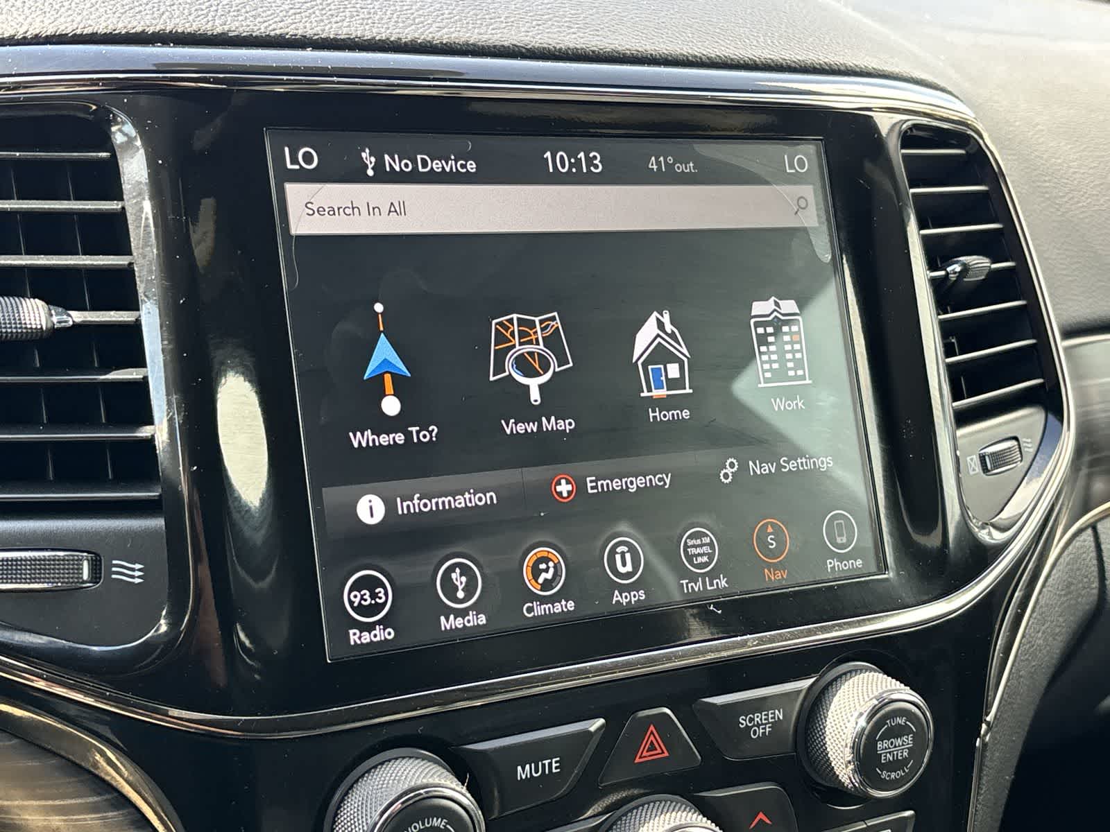 Thumbnail: 2019 Jeep Grand Cherokee - 23