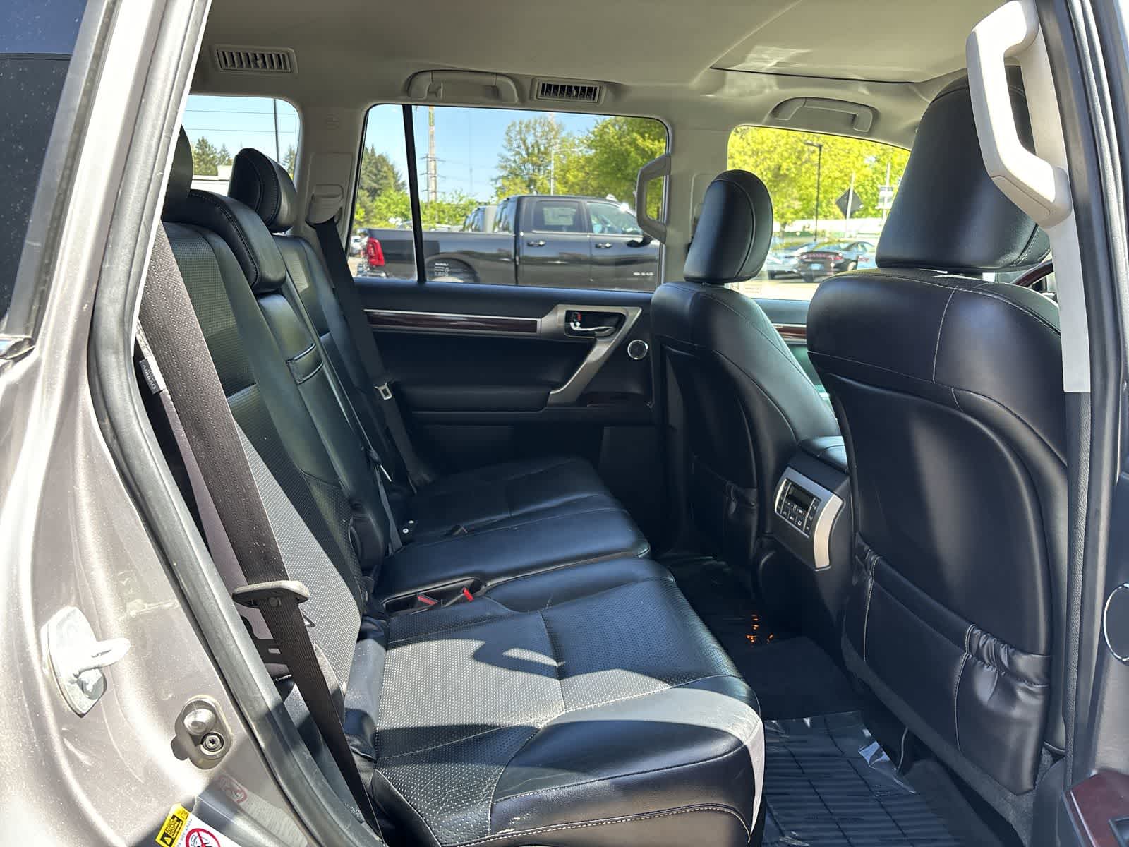 Thumbnail: 2014 Lexus GX - 7
