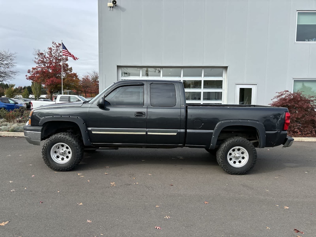 Used 2004 Chevrolet Silverado 1500  Truck Extended Cab
