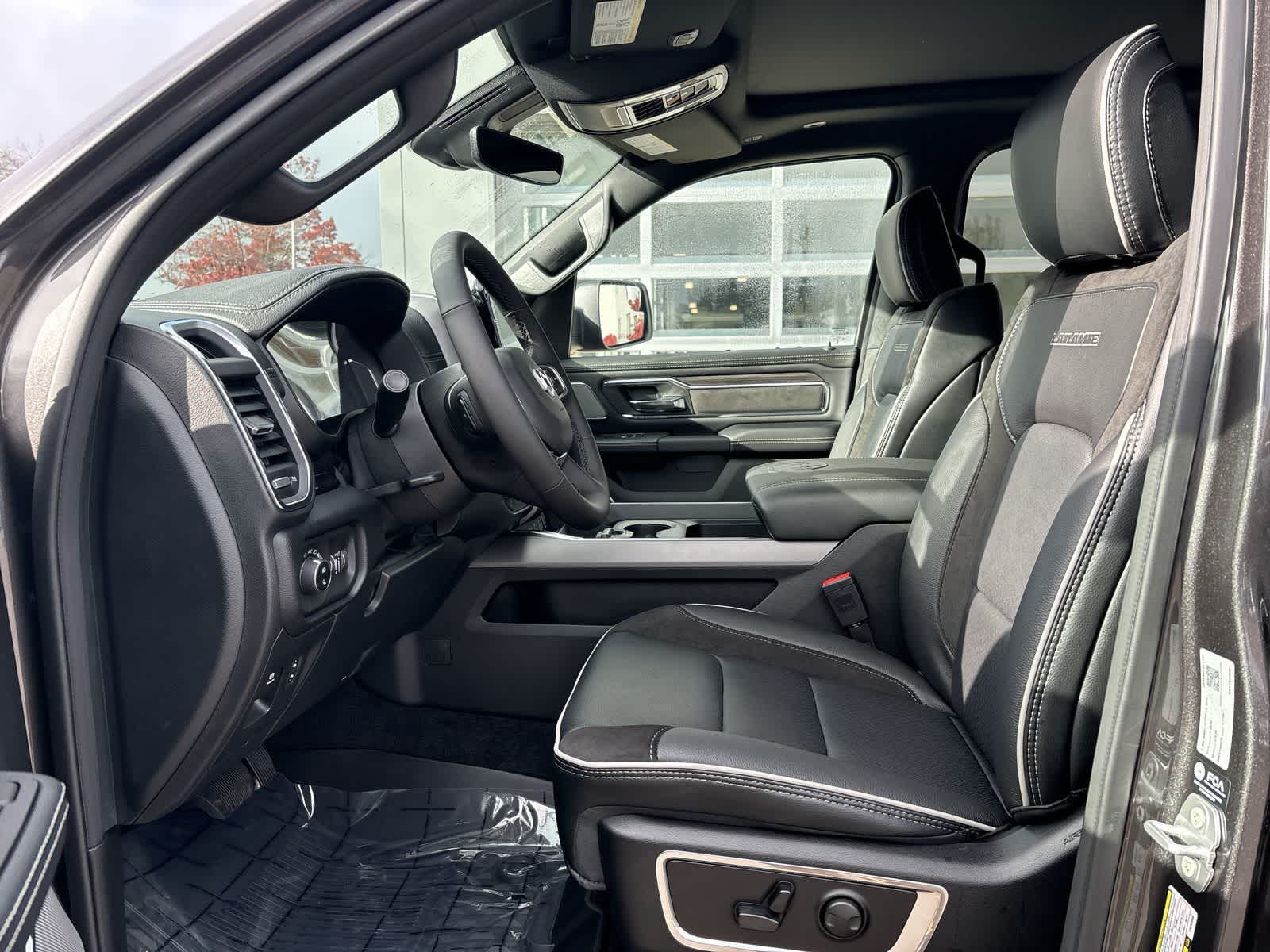 Thumbnail: 2026 RAM 1500 - 10