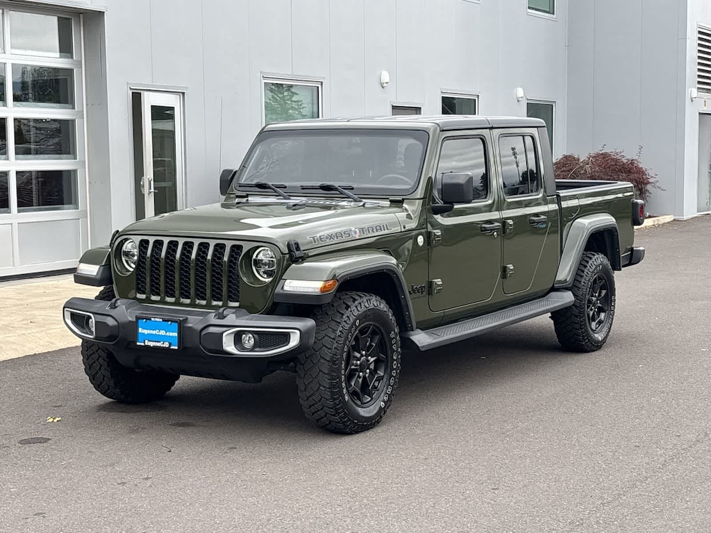 Used 2022 Jeep Gladiator Sport Truck Crew Cab
