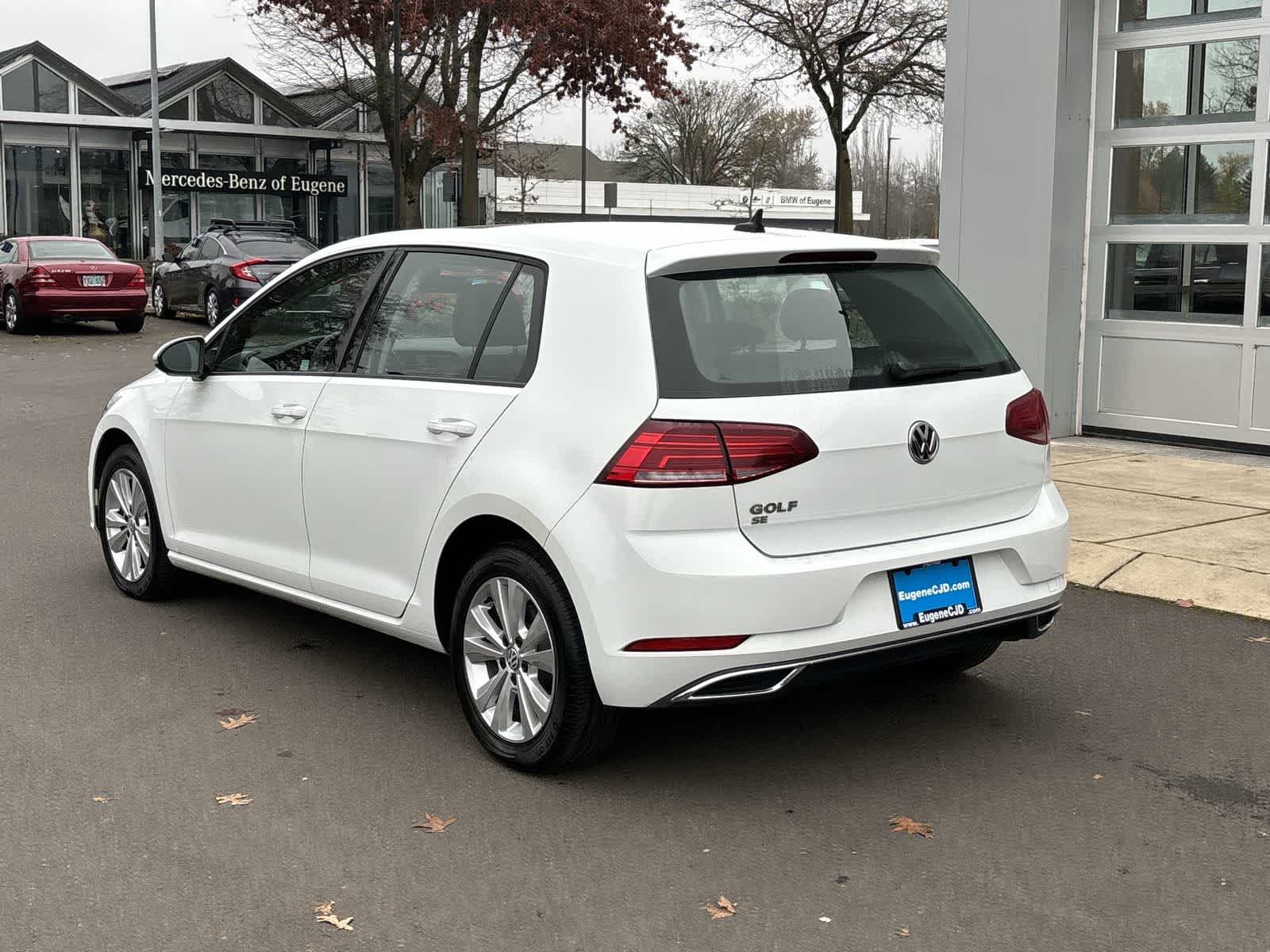 Thumbnail: 2019 Volkswagen Golf - 3