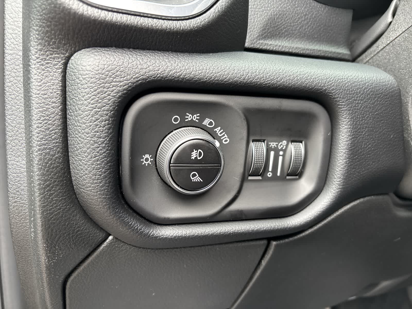 Thumbnail: 2026 RAM 3500 - 12