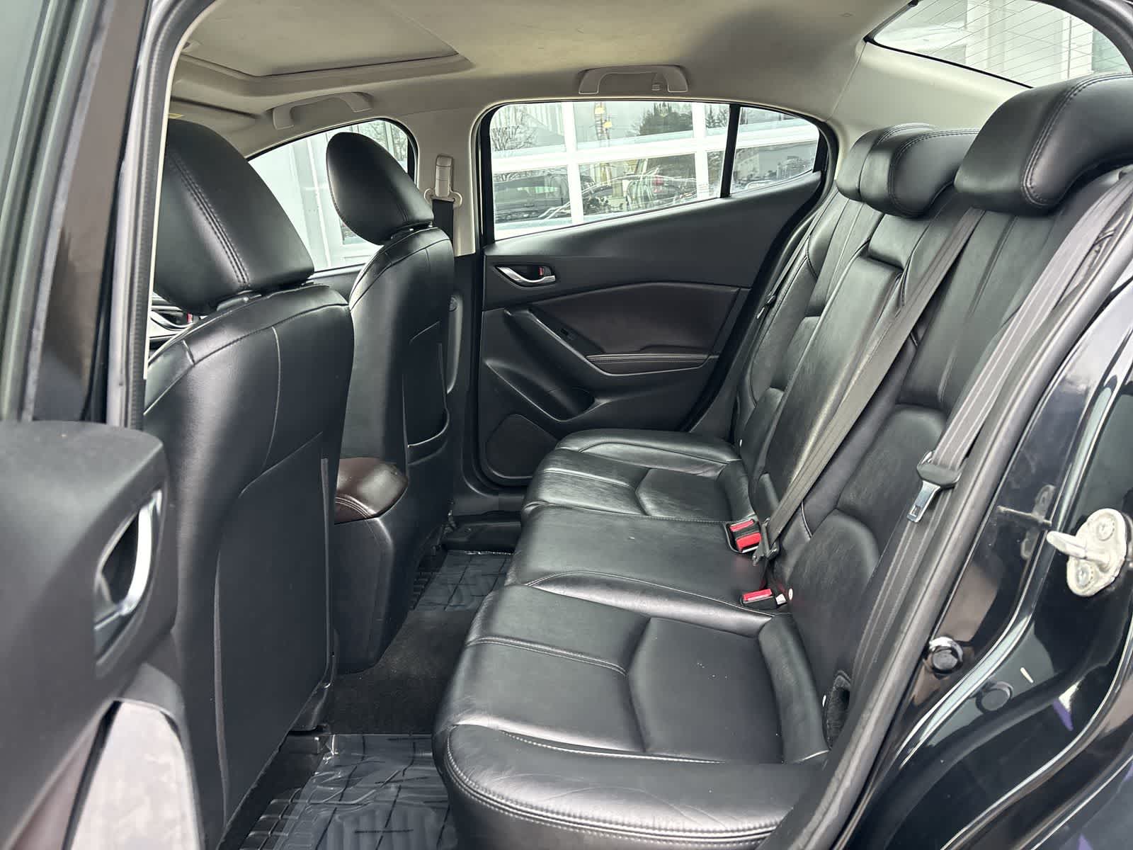 Thumbnail: 2018 Mazda Mazda3 - 8