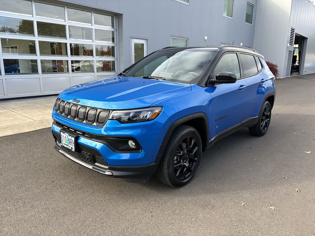 Used 2022 Jeep Compass Latitude SUV