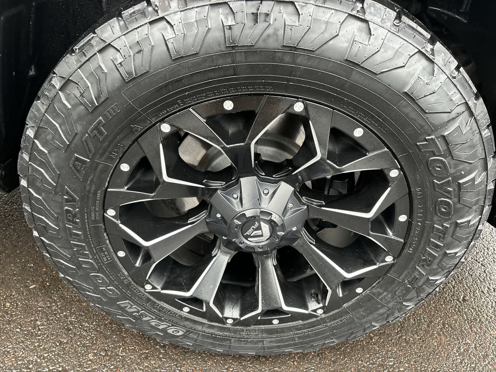 2019 Ram 1500 Laramie photo 4