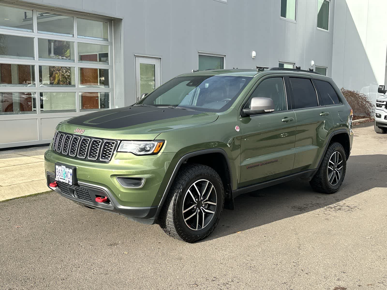 Thumbnail: 2020 Jeep Grand Cherokee - 1
