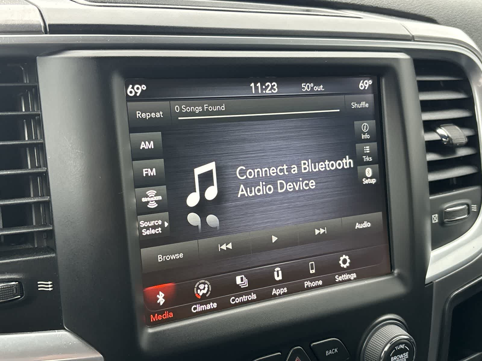 Thumbnail: 2021 RAM 1500 Classic - 18