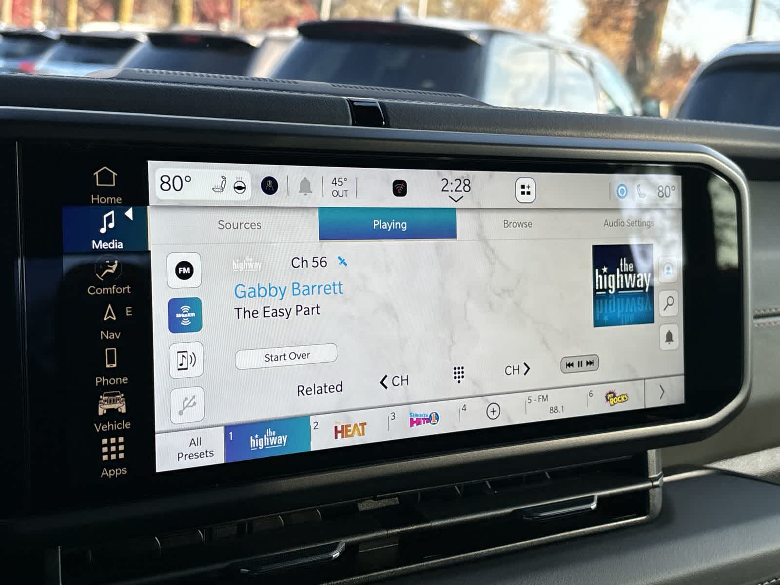 Thumbnail: 2026 Jeep Gladiator - 16