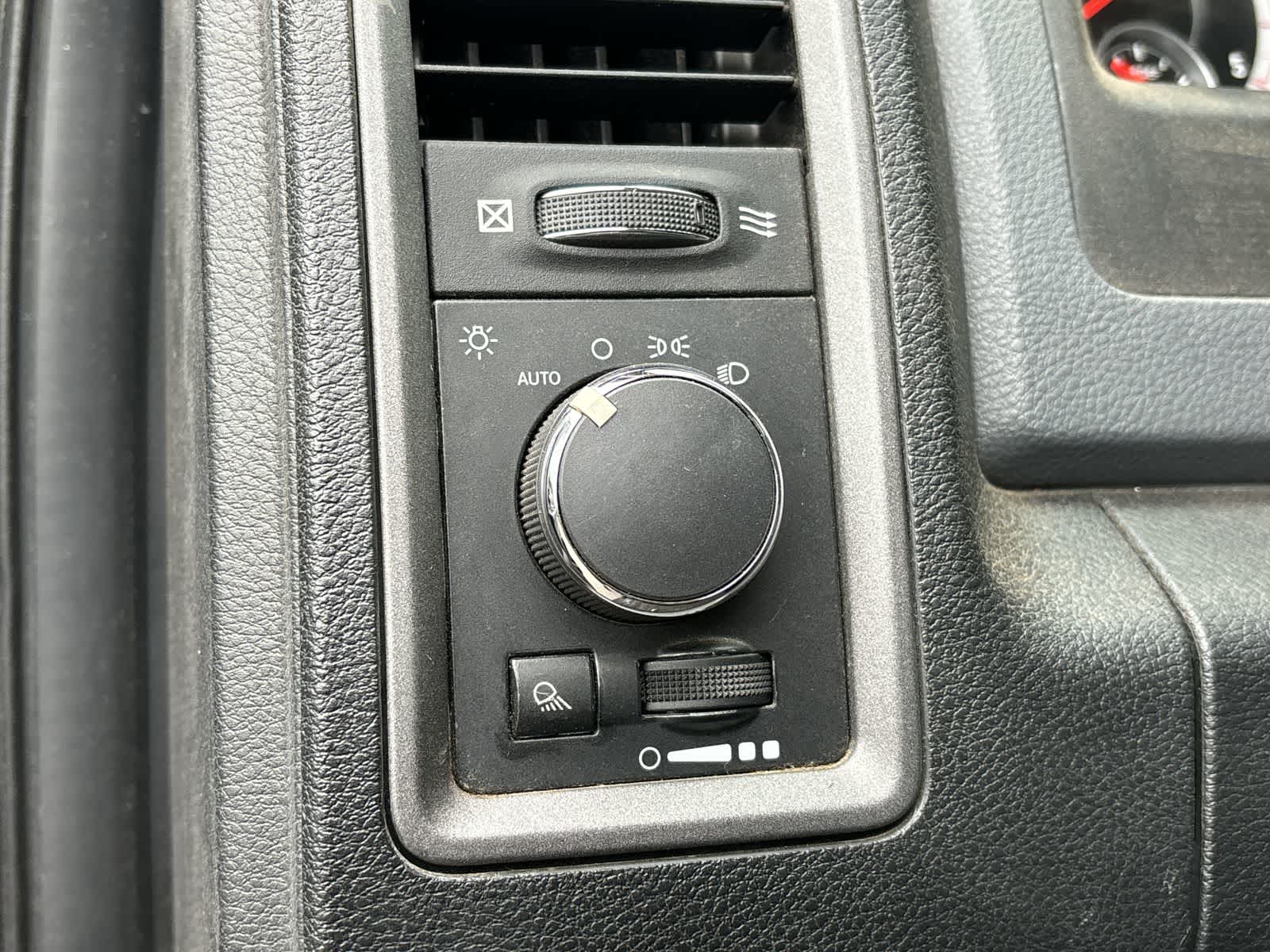 Thumbnail: 2013 RAM 2500 - 10