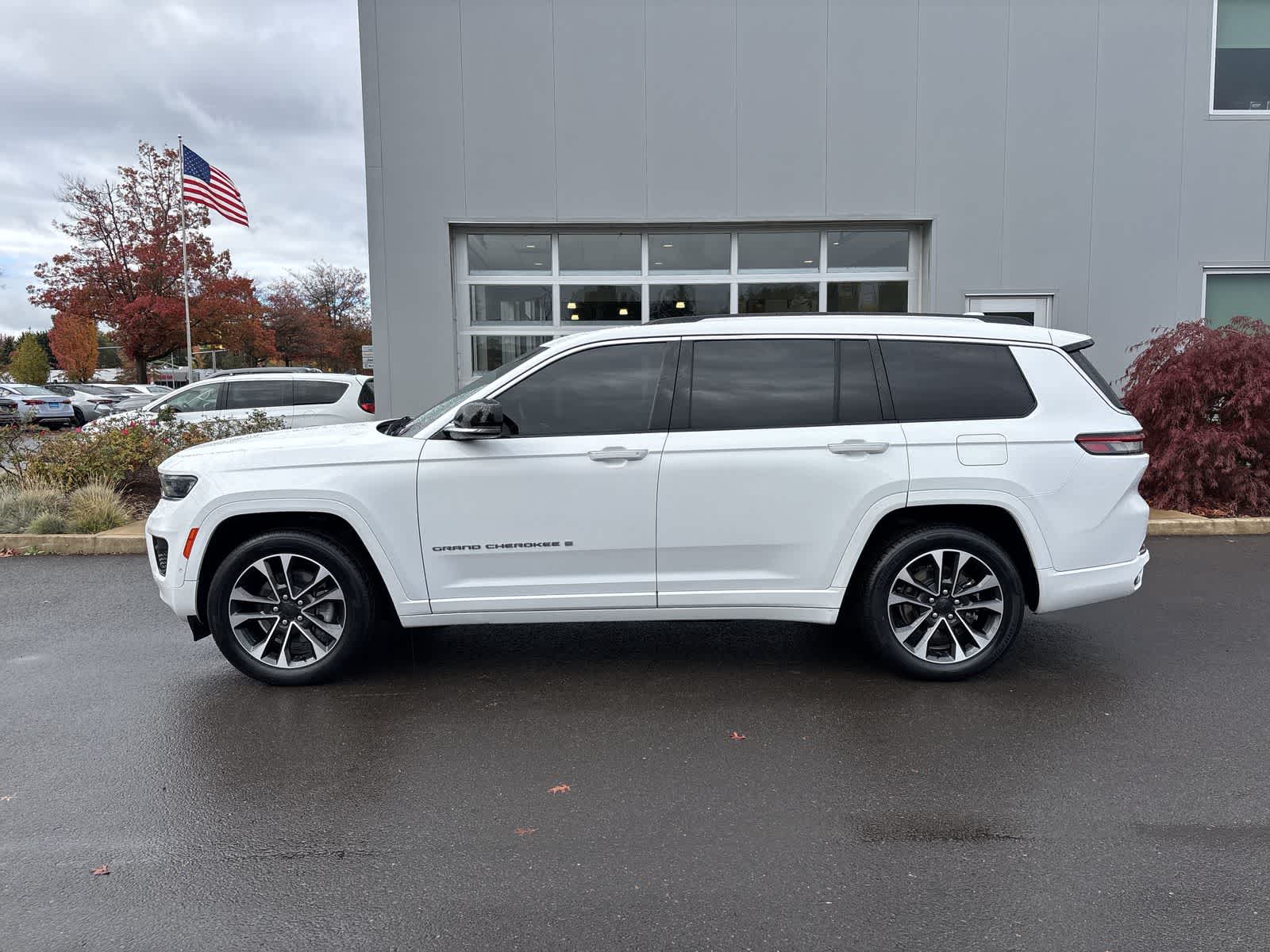 Used 2021 Jeep Grand Cherokee L Overland SUV