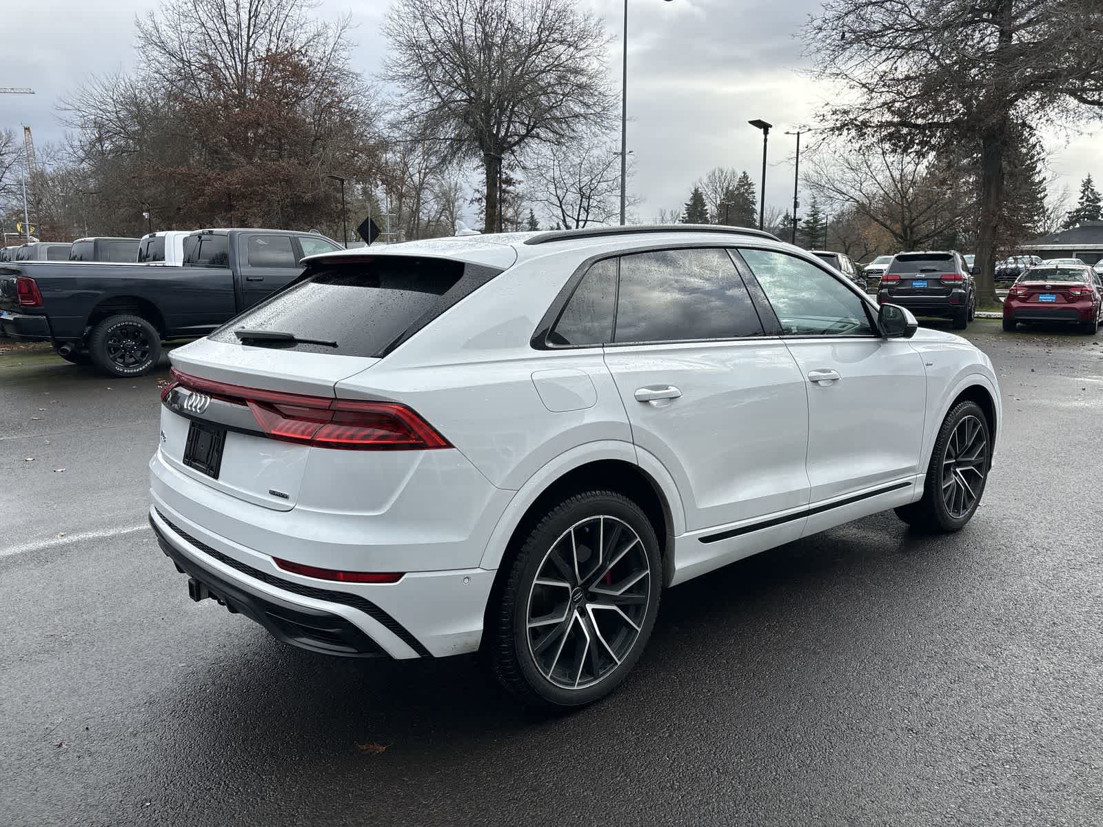 Thumbnail: 2020 Audi Q8 - 4