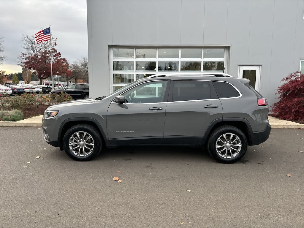 Used 2021 Jeep Cherokee Latitude Lux SUV