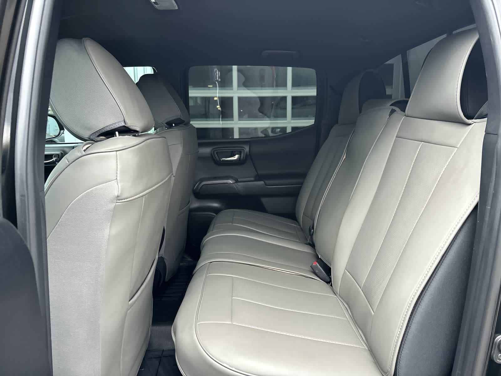 Thumbnail: 2020 Toyota Tacoma - 7