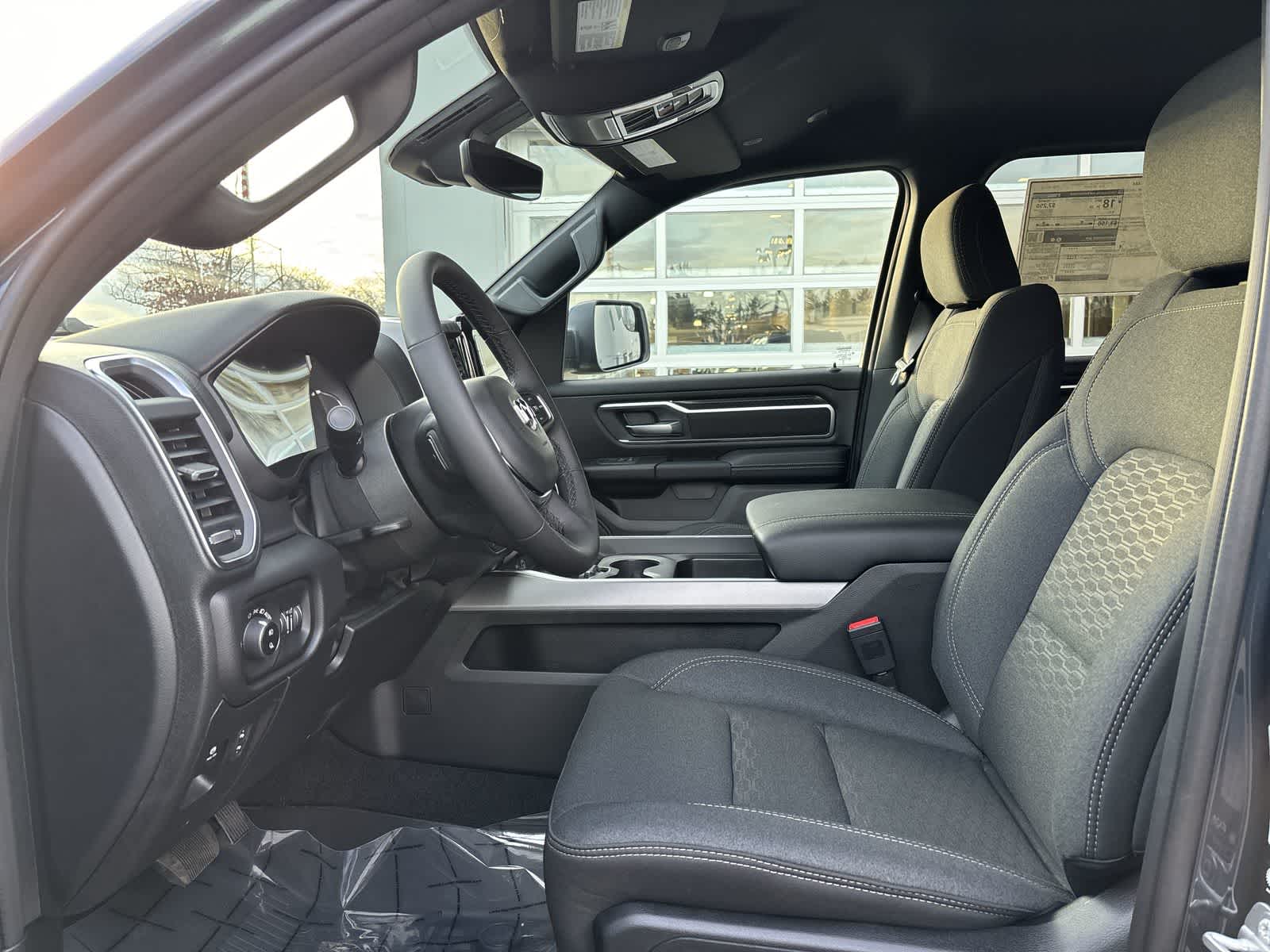 Thumbnail: 2026 RAM 1500 - 9