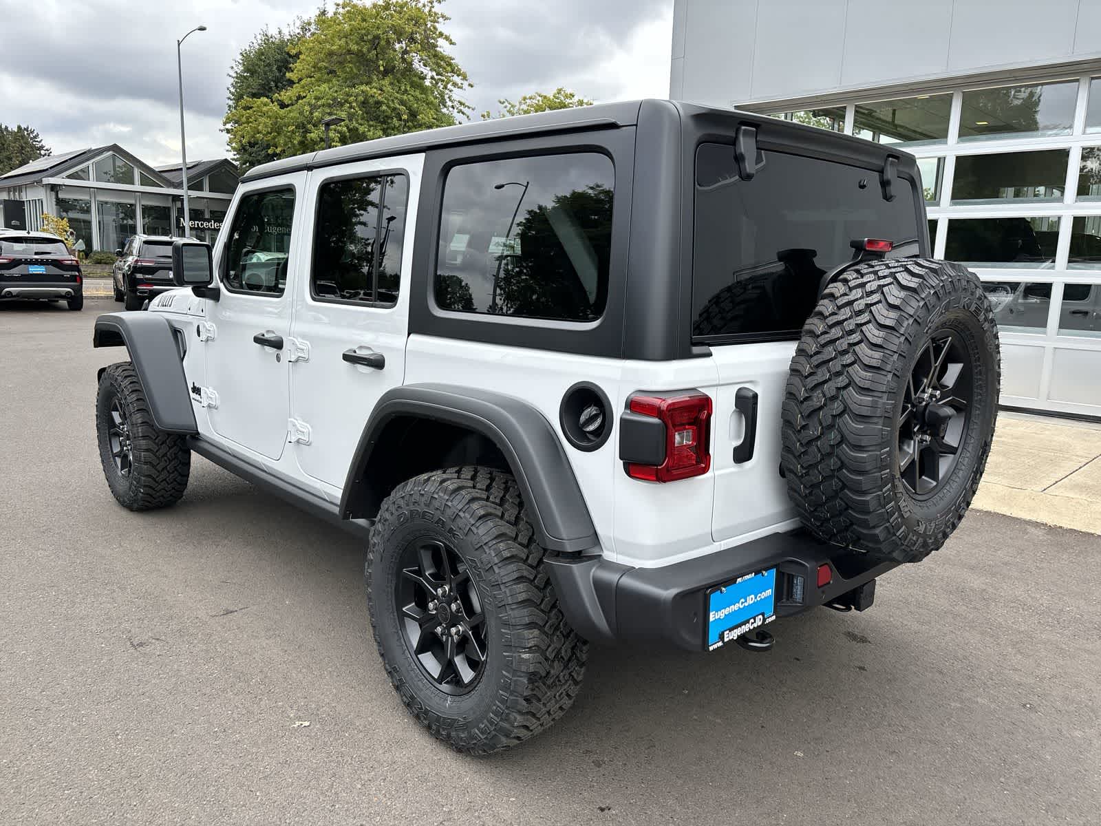 Thumbnail: 2025 Jeep Wrangler - 3