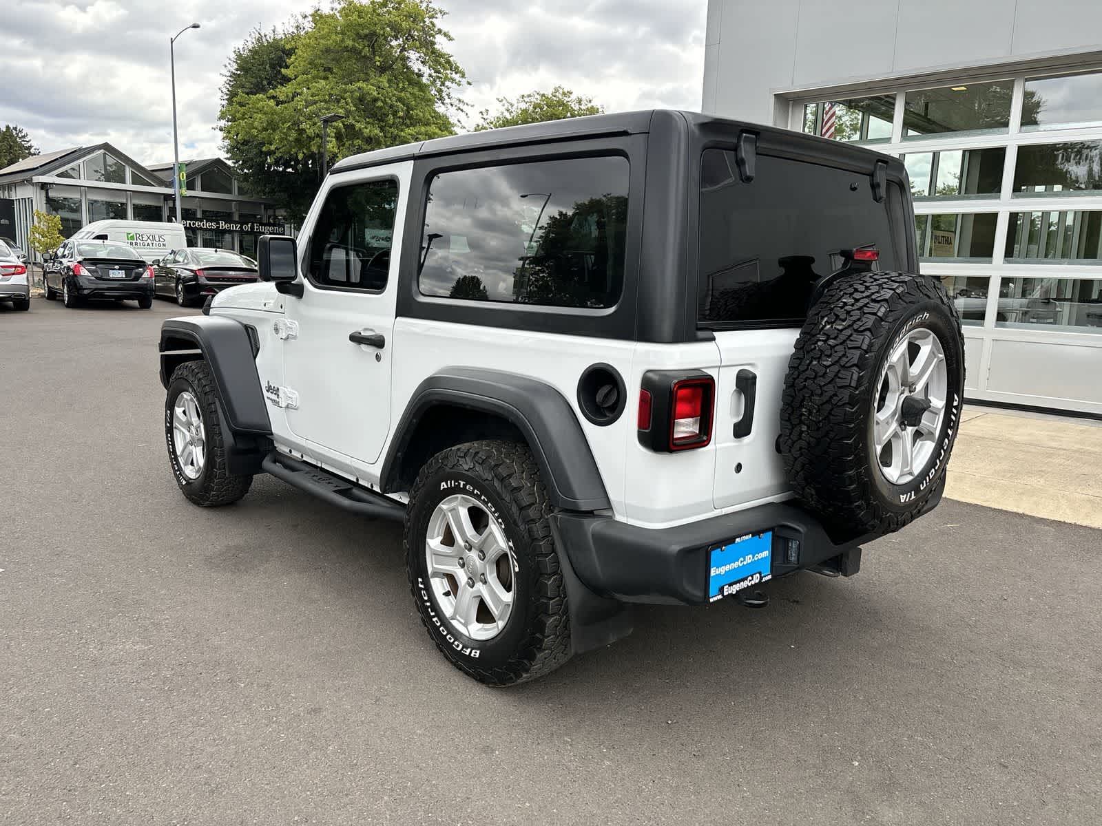 Thumbnail: 2019 Jeep Wrangler - 3