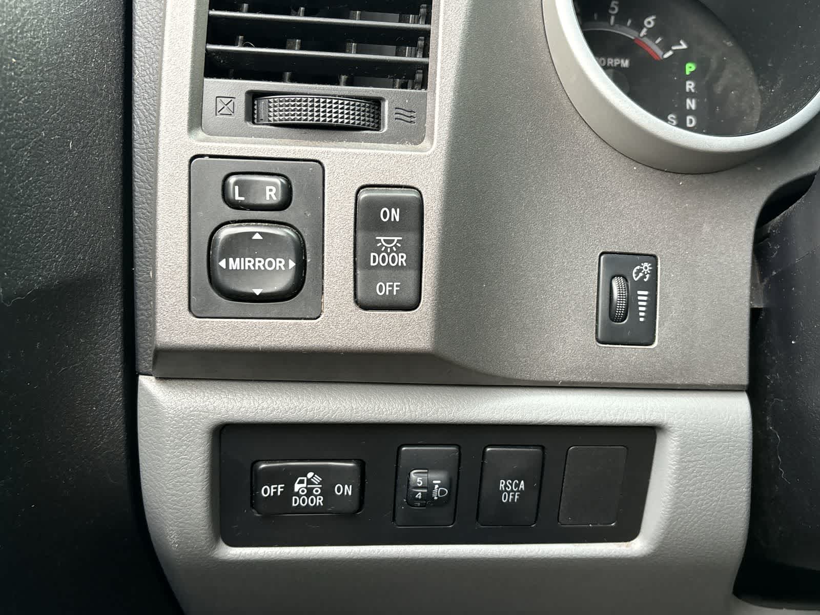 Thumbnail: 2010 Toyota Tundra - 10