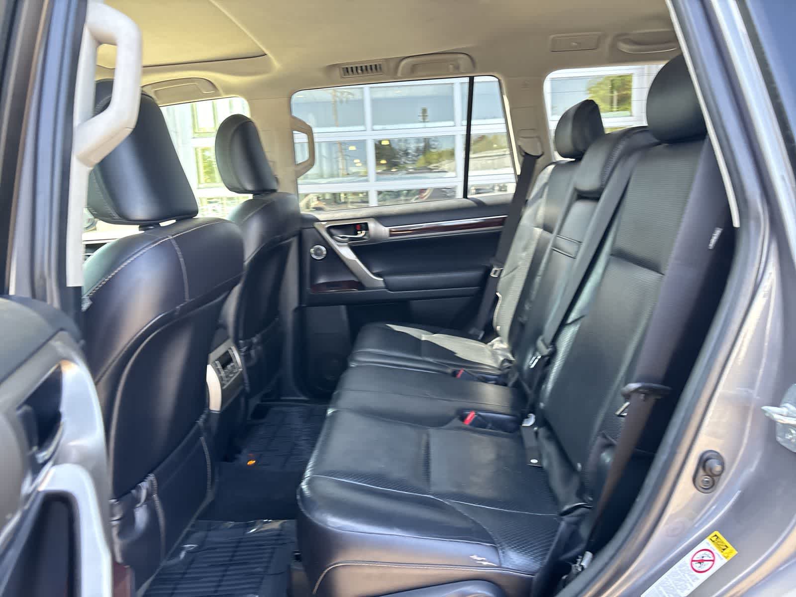 Thumbnail: 2014 Lexus GX - 8