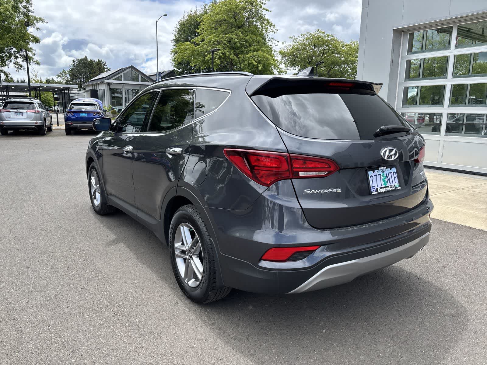 Thumbnail: 2017 Hyundai Santa Fe - 2