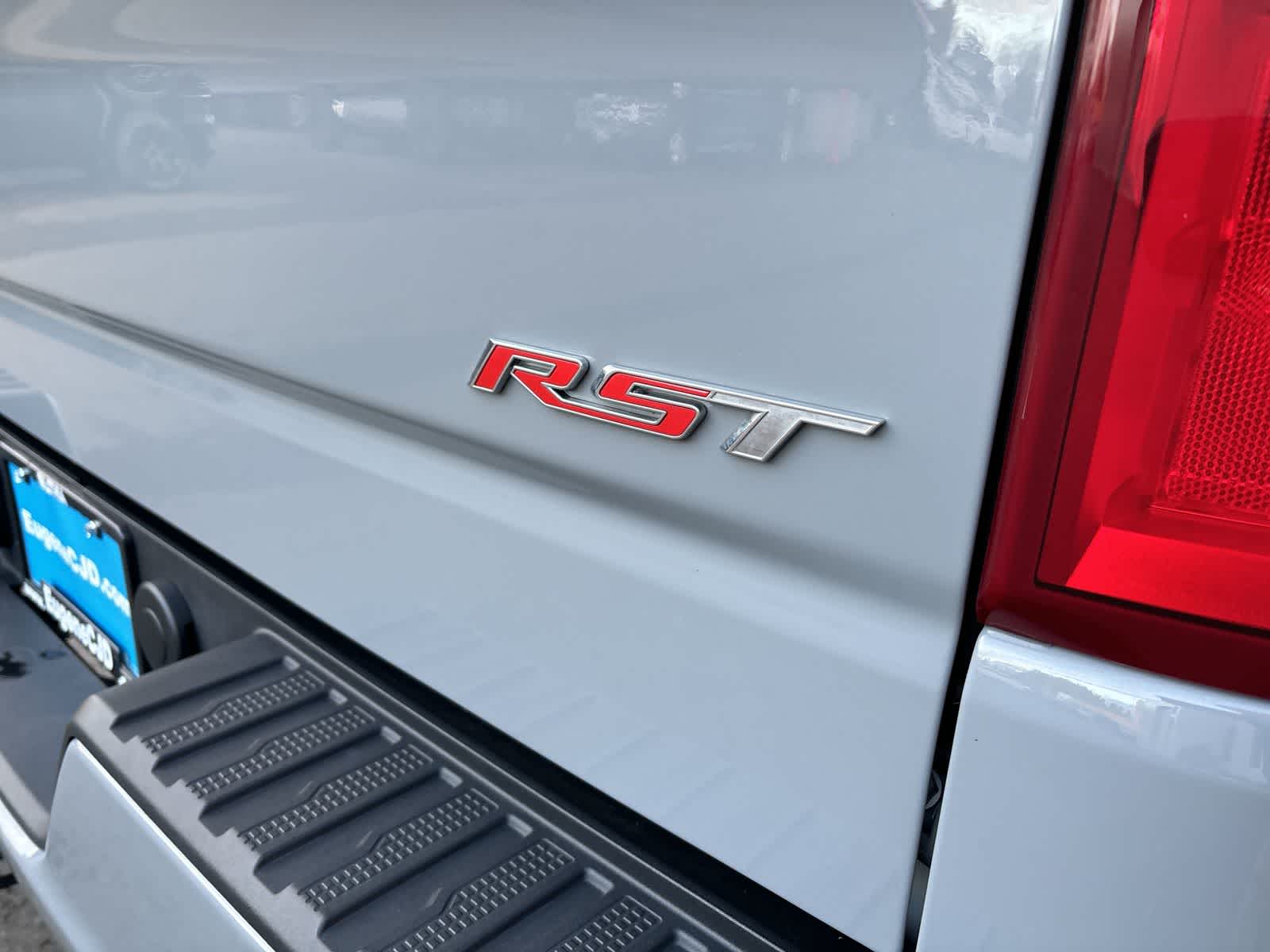 Thumbnail: 2024 Chevrolet Silverado 1500 - 4