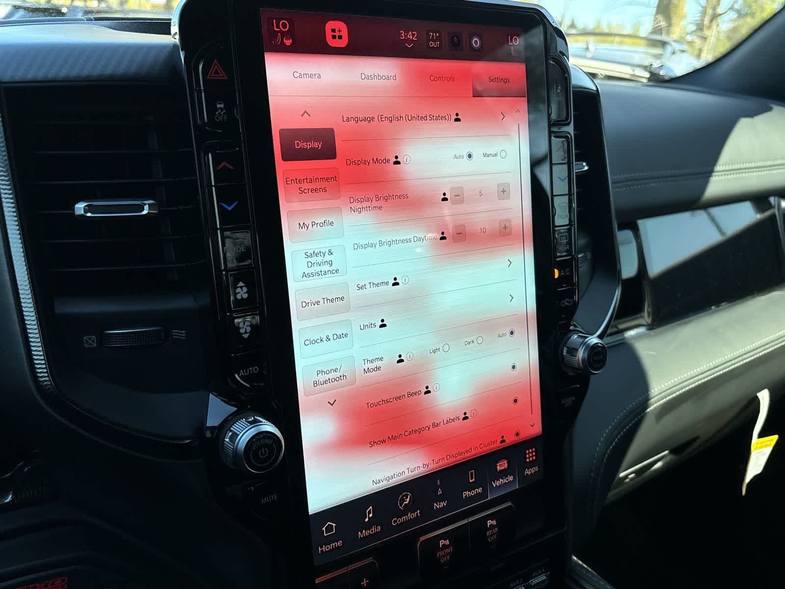 Thumbnail: 2026 RAM 1500 - 22