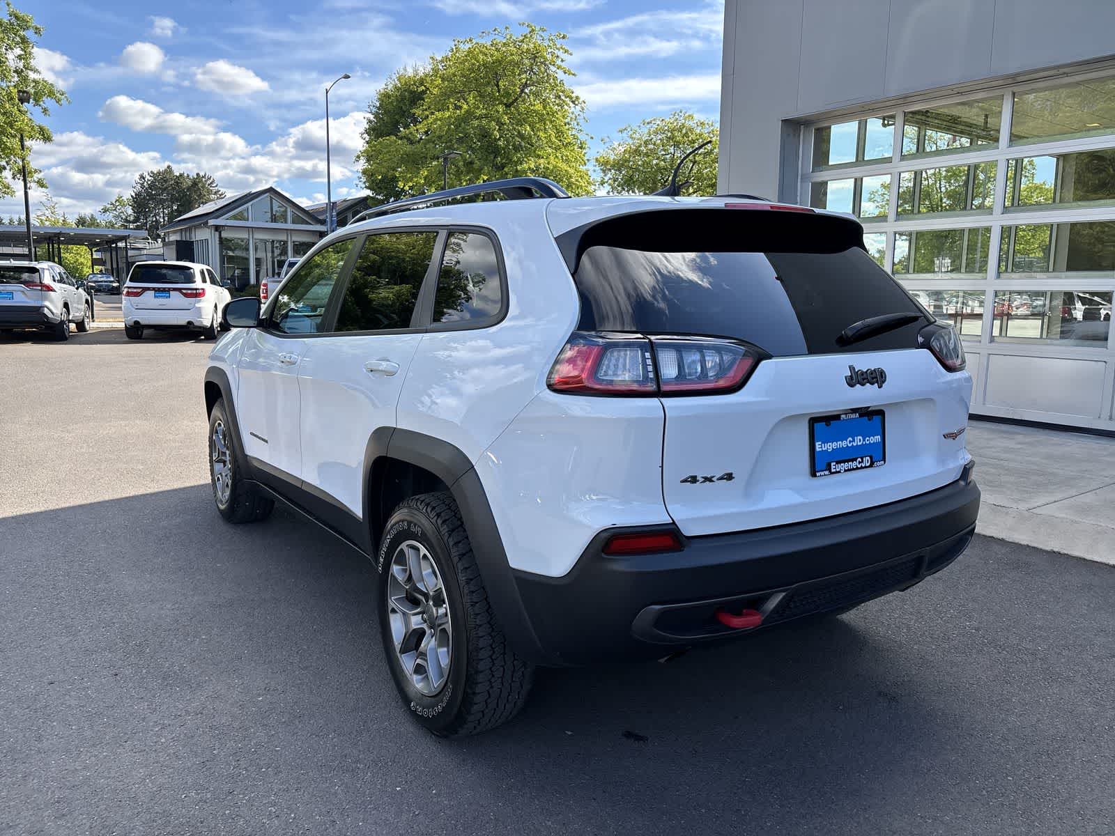 Thumbnail: 2022 Jeep Cherokee - 3