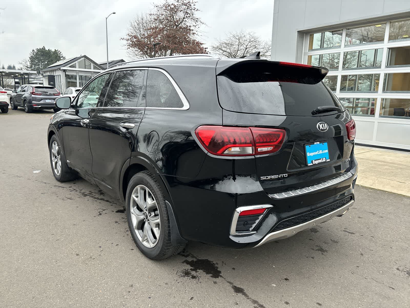 Thumbnail: 2020 Kia Sorento - 3