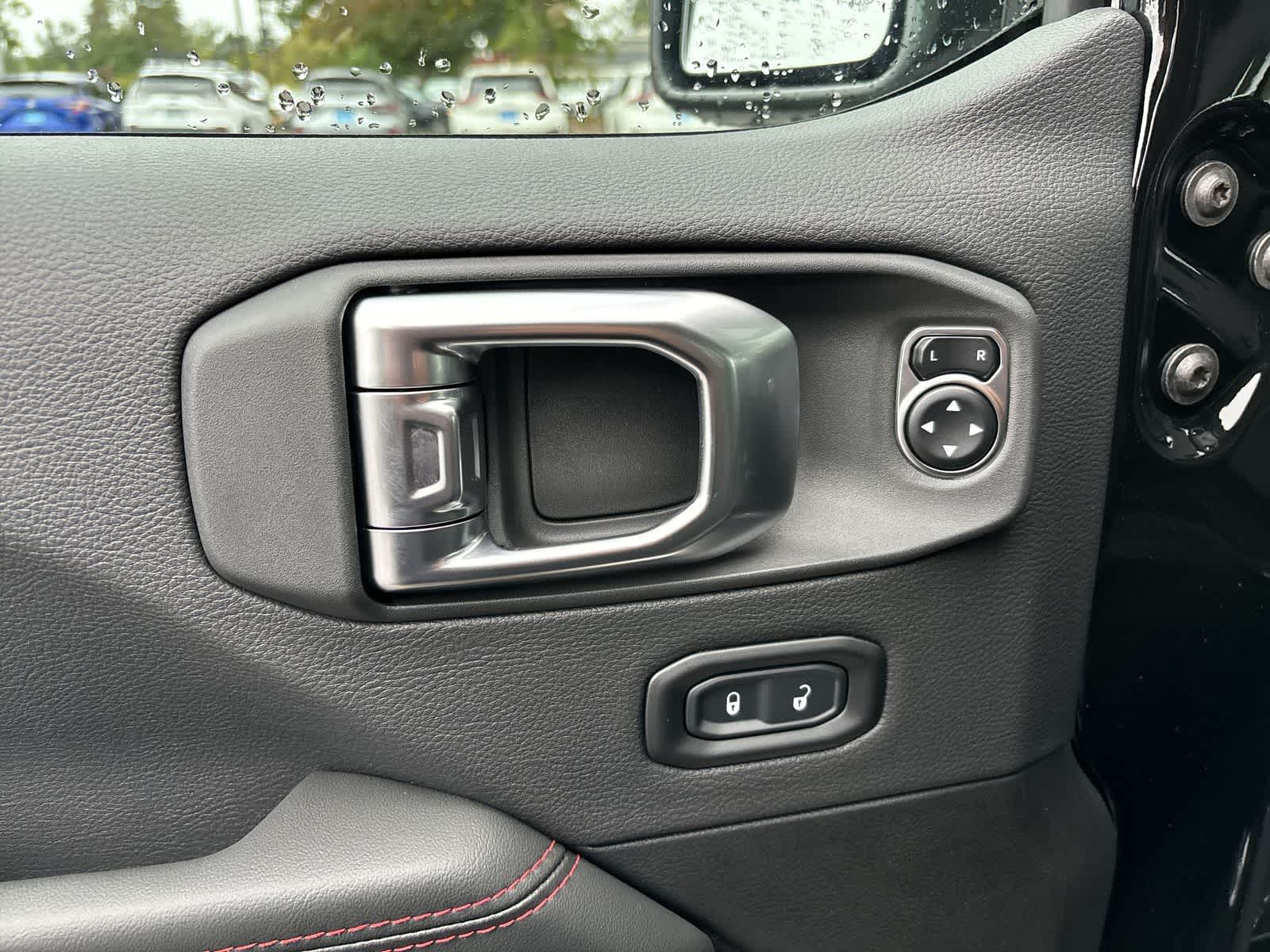 Thumbnail: 2025 Jeep Gladiator - 9