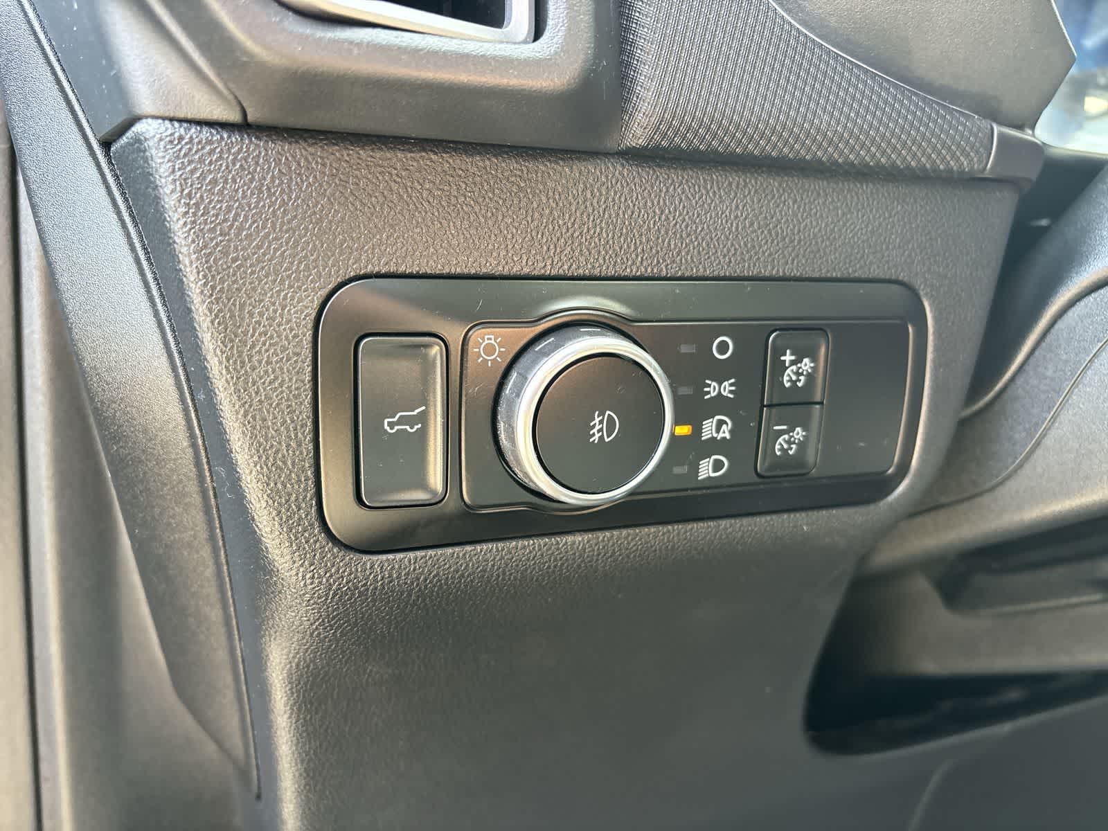 Thumbnail: 2022 Ford Bronco Sport - 11