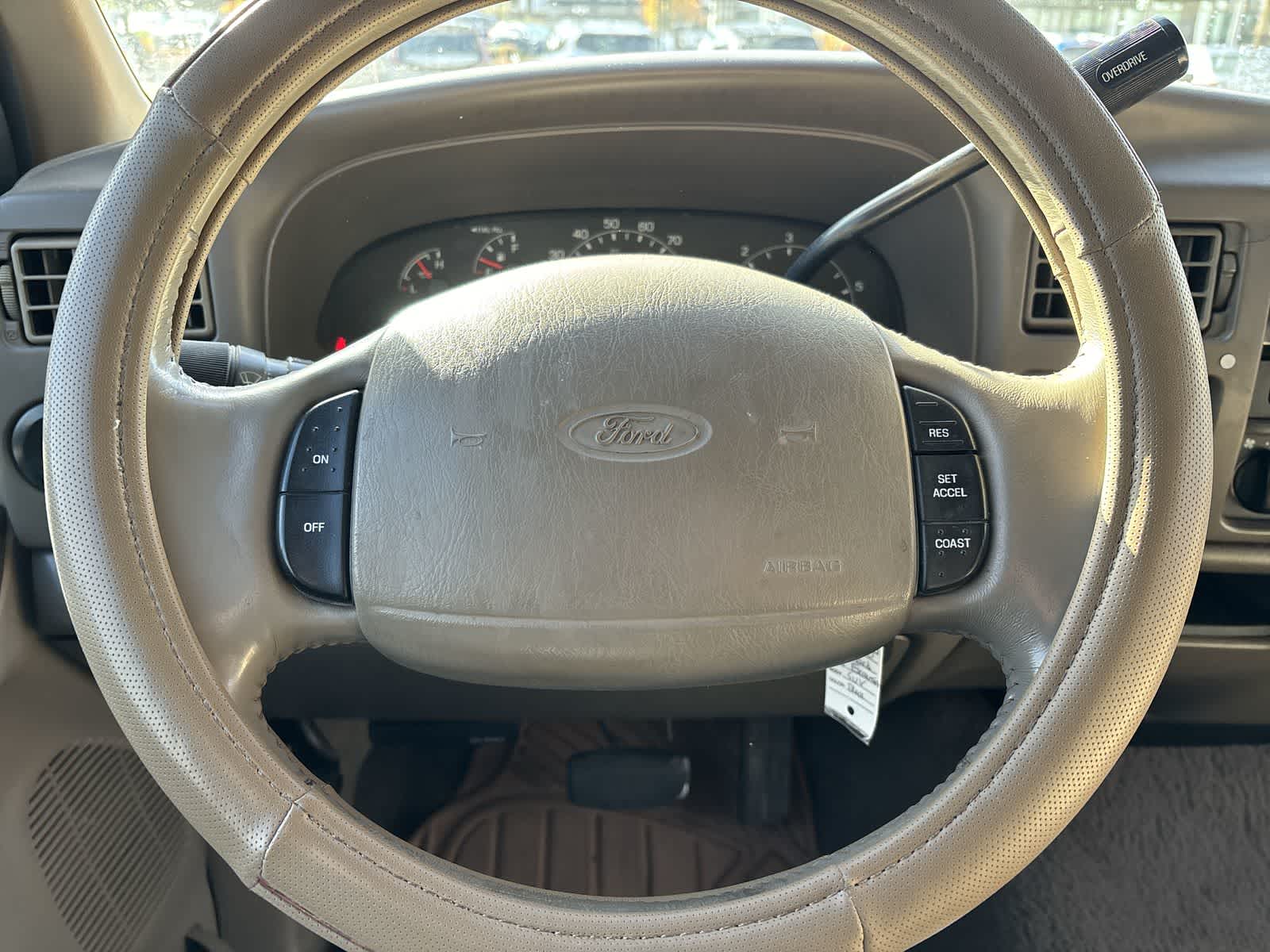 Thumbnail: 2000 Ford Excursion - 13