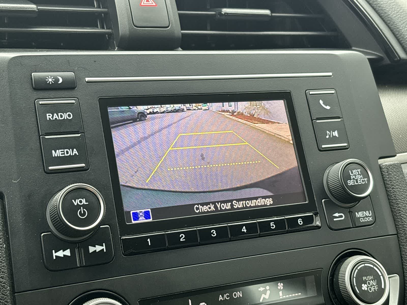 Thumbnail: 2019 Honda Civic - 19