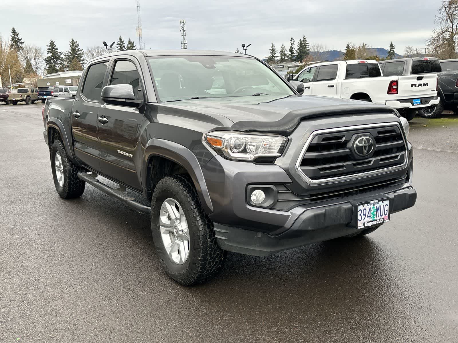 Thumbnail: 2018 Toyota Tacoma - 7