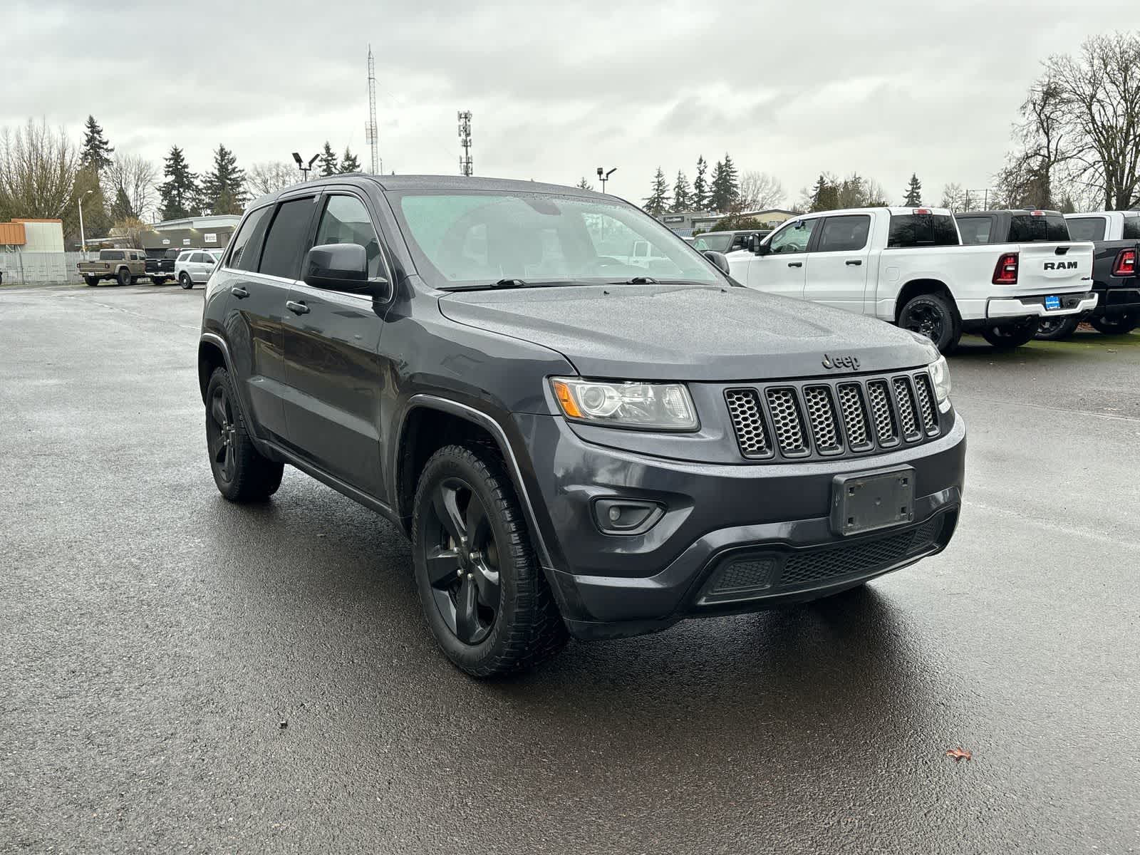 Thumbnail: 2015 Jeep Grand Cherokee - 7