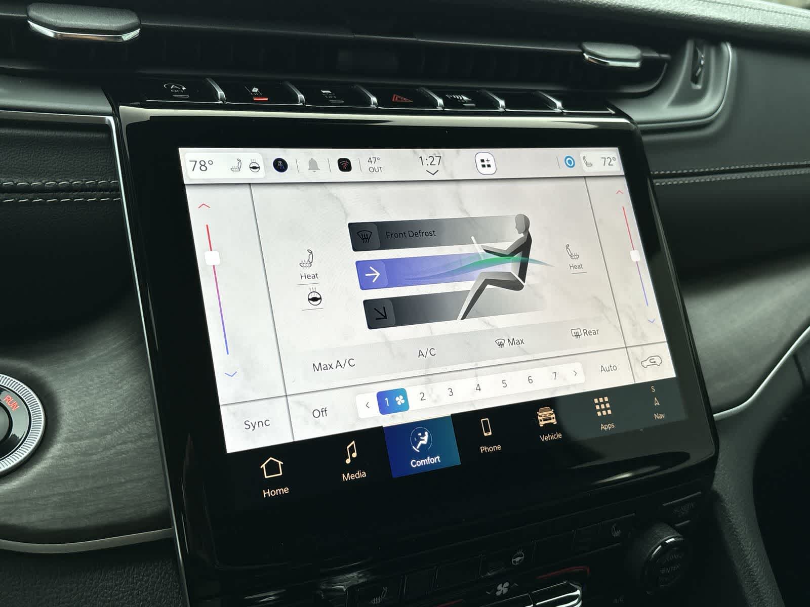 Thumbnail: 2025 Jeep Grand Cherokee - 16