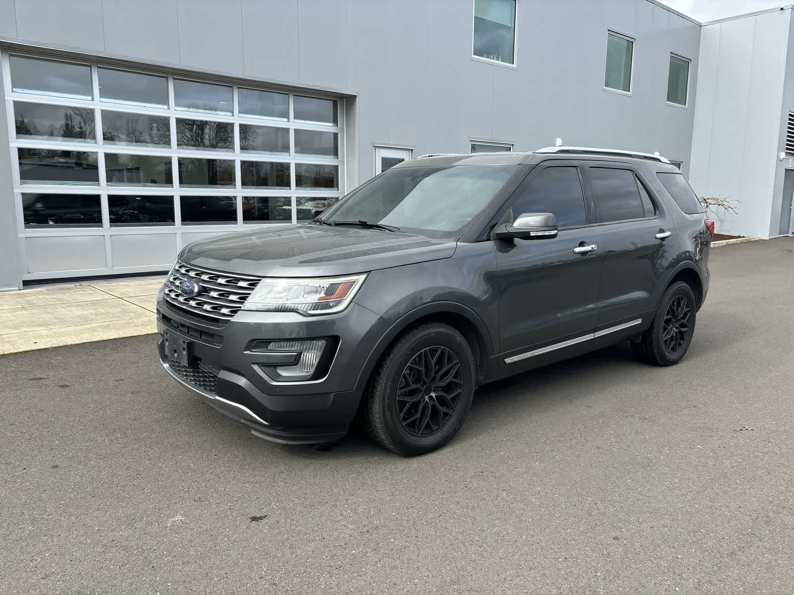 Thumbnail: 2017 Ford Explorer - 1